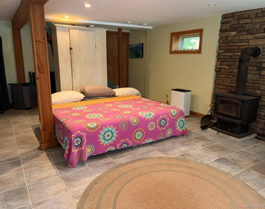 6 Walters Farm Road - Photo Thumbnail 20