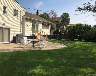 33 Burton Avenue - Photo Thumbnail 9