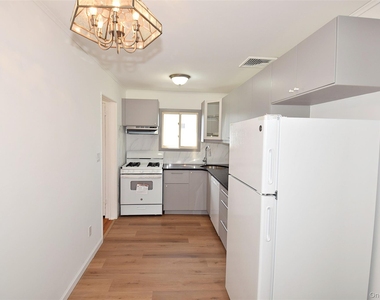 855 Surf Street - Photo Thumbnail 7