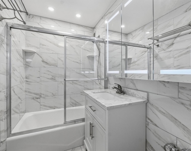 16 Lake Street - Photo Thumbnail 21