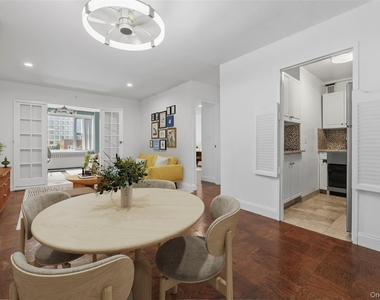 16 Lake Street - Photo Thumbnail 2