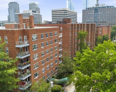 16 Lake Street - Photo Thumbnail 27