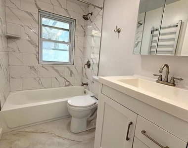 25 W Lakeshore Drive - Photo Thumbnail 25