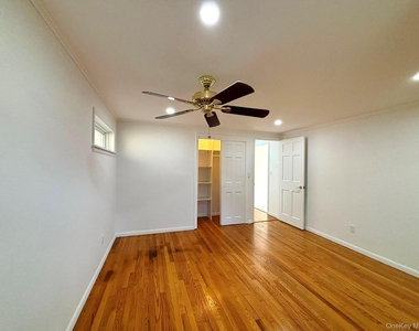 25 W Lakeshore Drive - Photo Thumbnail 21