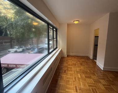 412 East 55th Street - Photo Thumbnail 5