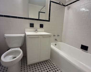 412 East 55th Street - Photo Thumbnail 9