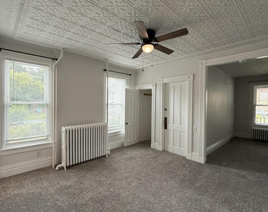 105 Hudson Avenue - Photo Thumbnail 4