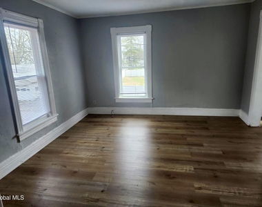 20 Baldwin Avenue - Photo Thumbnail 1