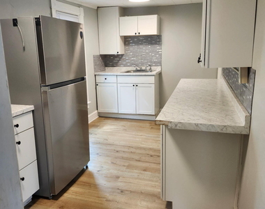 20 Baldwin Avenue - Photo Thumbnail 4
