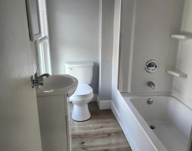 20 Baldwin Avenue - Photo Thumbnail 6