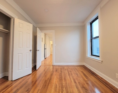 25-21 31st Avenue - Photo Thumbnail 5