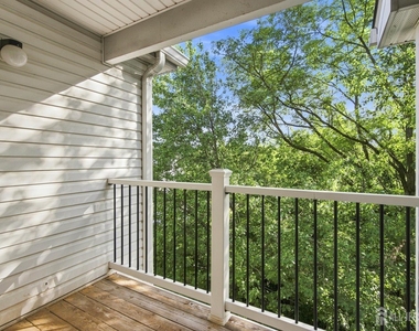 1634 Waterford Drive - Photo Thumbnail 12