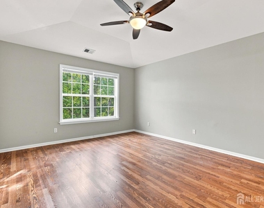 1634 Waterford Drive - Photo Thumbnail 13
