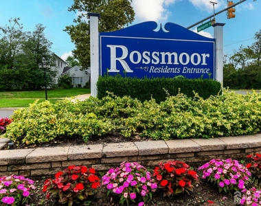 456 Roxbury Lane - Photo Thumbnail 47