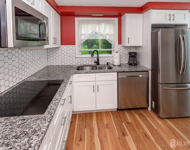 456 Roxbury Lane - Photo Thumbnail 26
