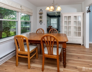 456 Roxbury Lane - Photo Thumbnail 22
