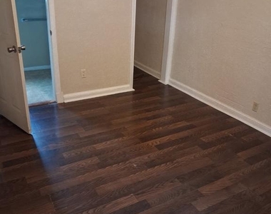 268 Wilkes Street - Photo Thumbnail 1
