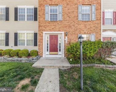 108 Clearwater Court - Photo Thumbnail 1