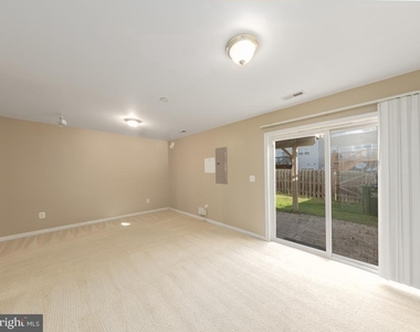 108 Clearwater Court - Photo Thumbnail 13