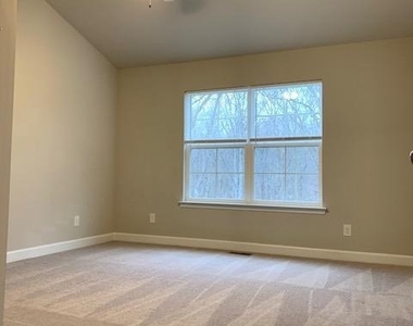 78 Andrews Place - Photo Thumbnail 6