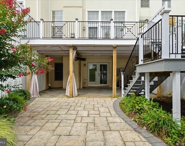10249 Winged Elm Circle - Photo Thumbnail 32