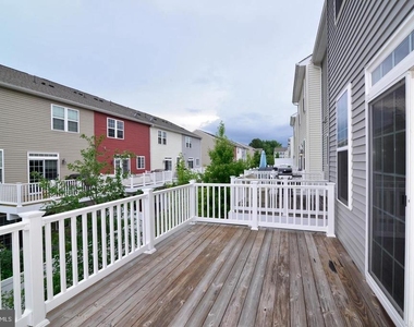 10684 Viewmont Lane - Photo Thumbnail 45