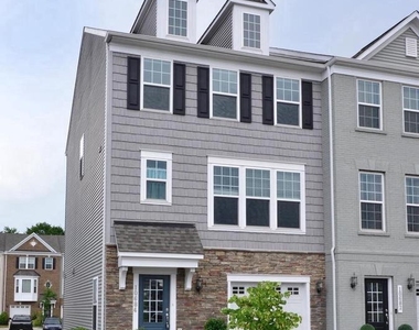 10684 Viewmont Lane - Photo Thumbnail 49