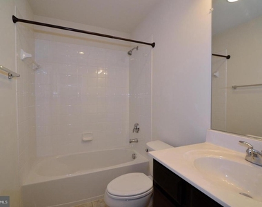 10684 Viewmont Lane - Photo Thumbnail 32