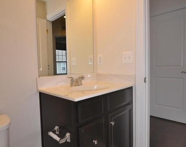 10684 Viewmont Lane - Photo Thumbnail 33