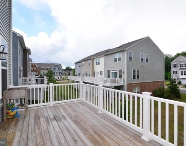 10684 Viewmont Lane - Photo Thumbnail 44