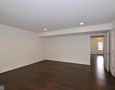 10684 Viewmont Lane - Photo Thumbnail 40