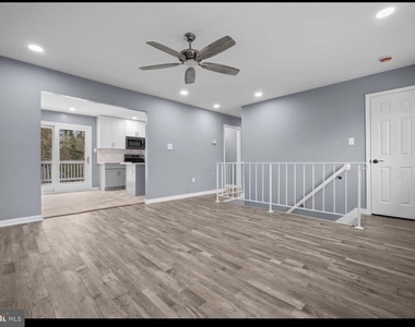 4604 Kentwood Lane - Photo Thumbnail 13
