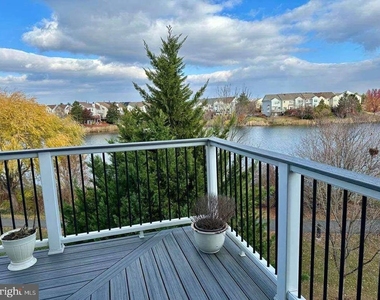 20594 Cornstalk Terrace - Photo Thumbnail 20