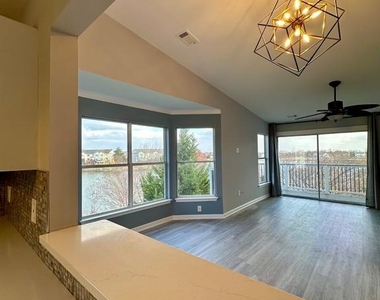 20594 Cornstalk Terrace - Photo Thumbnail 9
