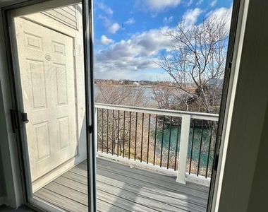 20594 Cornstalk Terrace - Photo Thumbnail 32