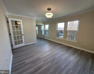 20594 Cornstalk Terrace - Photo Thumbnail 5