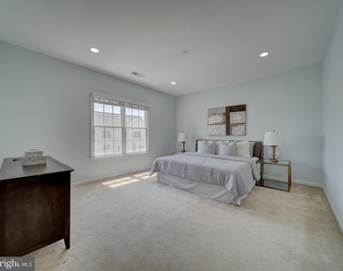 43320 Barnstead Drive - Photo Thumbnail 53