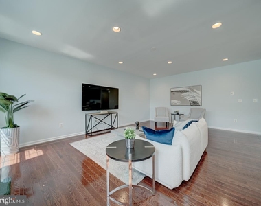 43320 Barnstead Drive - Photo Thumbnail 19