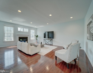 43320 Barnstead Drive - Photo Thumbnail 18