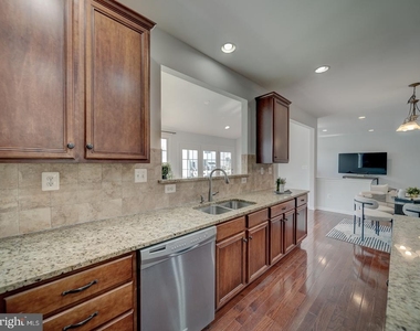 43320 Barnstead Drive - Photo Thumbnail 34