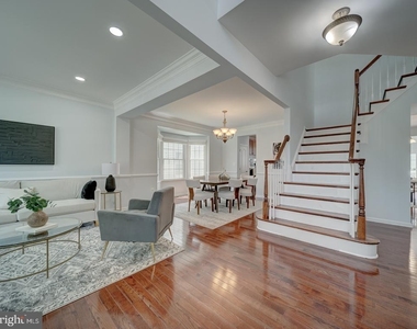 43320 Barnstead Drive - Photo Thumbnail 5