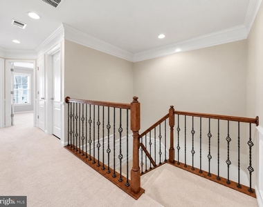 22631 Hawkbill Square - Photo Thumbnail 20