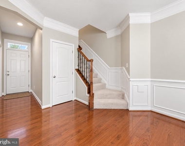 22631 Hawkbill Square - Photo Thumbnail 6