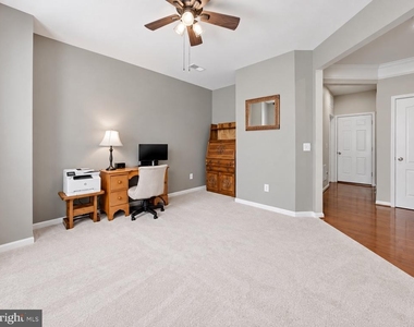 22631 Hawkbill Square - Photo Thumbnail 3
