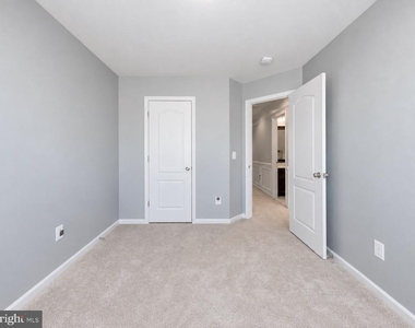 22631 Hawkbill Square - Photo Thumbnail 22