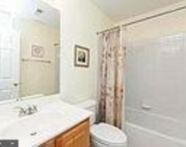 20131 Hardwood Terrace - Photo Thumbnail 10