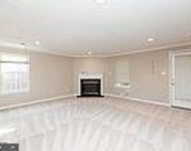 20131 Hardwood Terrace - Photo Thumbnail 18