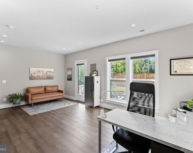 20119 Old Line Terrace - Photo Thumbnail 47