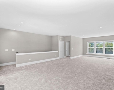 20119 Old Line Terrace - Photo Thumbnail 34