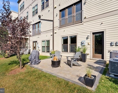 20119 Old Line Terrace - Photo Thumbnail 49
